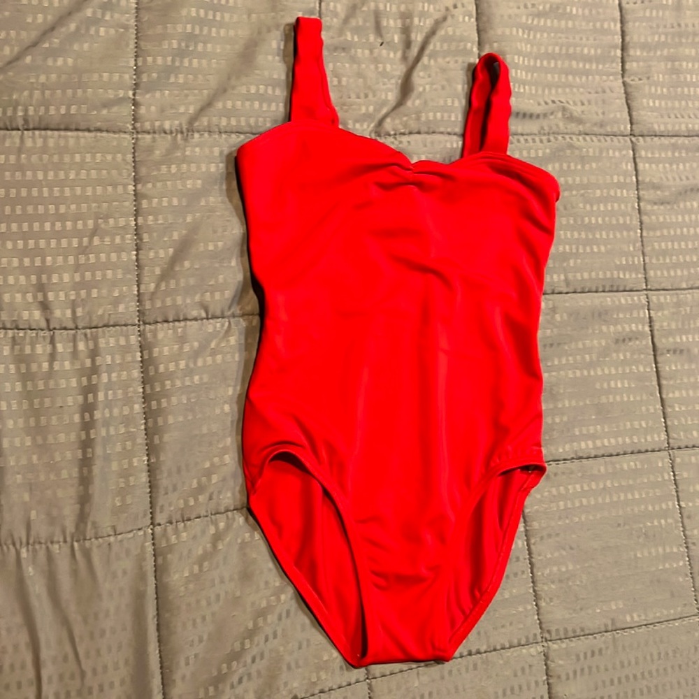Red Balera leotard, Size intermediate child